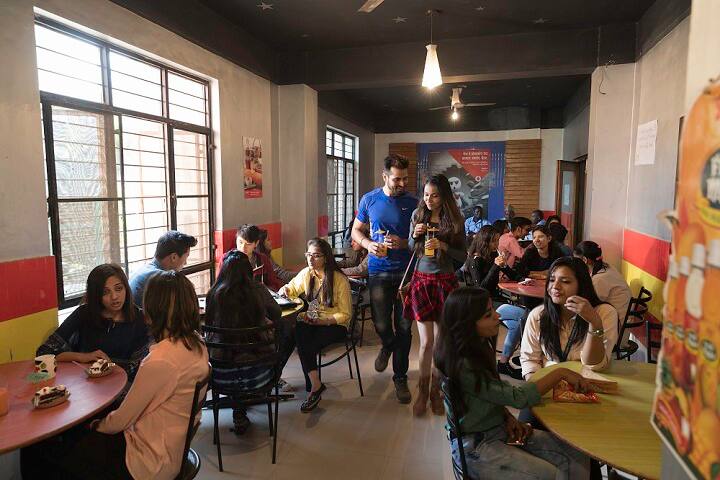 cafeteria